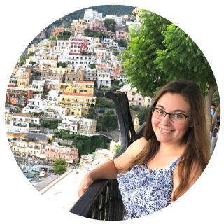 Headshot of Taylor on a balcony in Cinque Terre, Italy